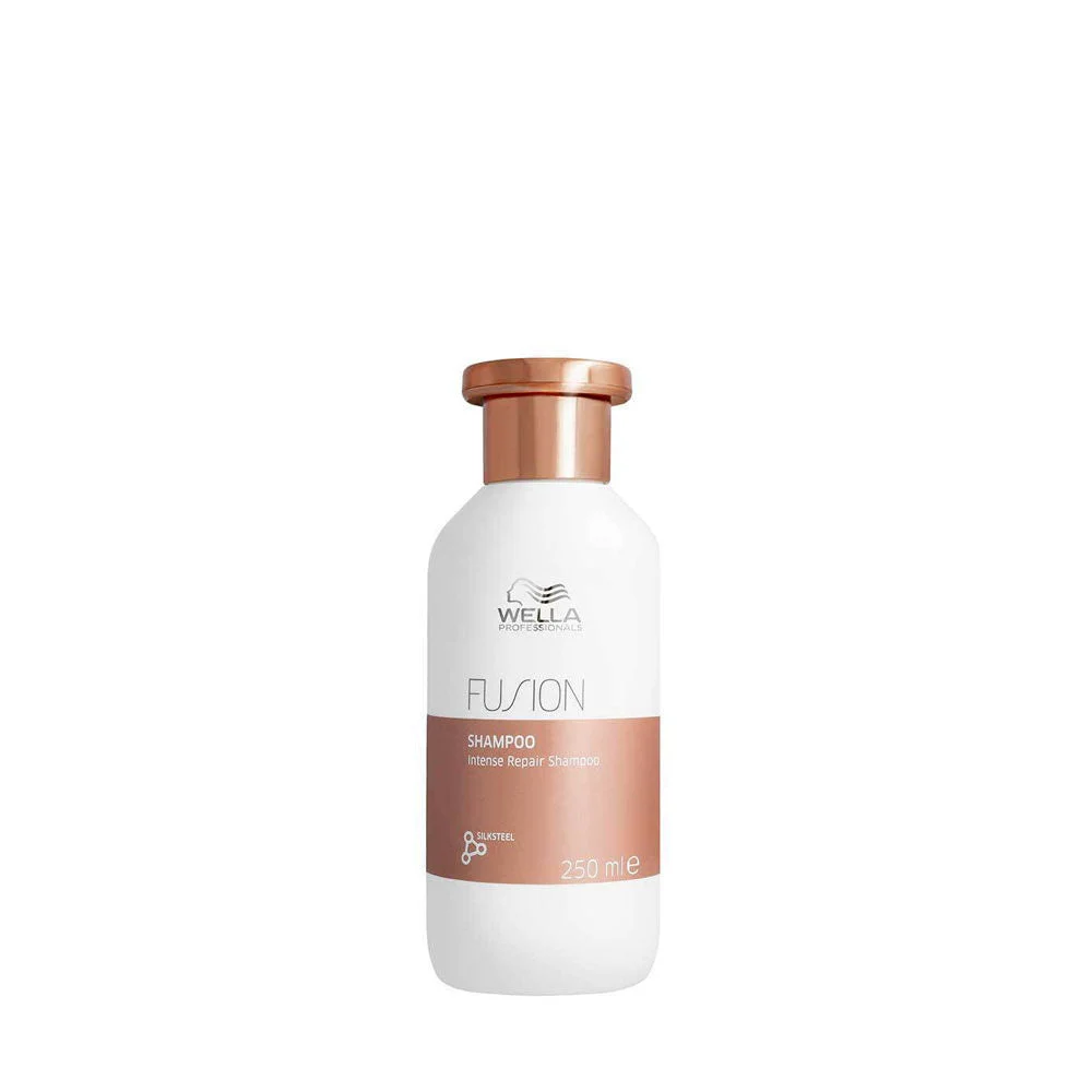 Wella Fusion Intense Shampoo riparatore per capelli rigeneranti, 250 ml