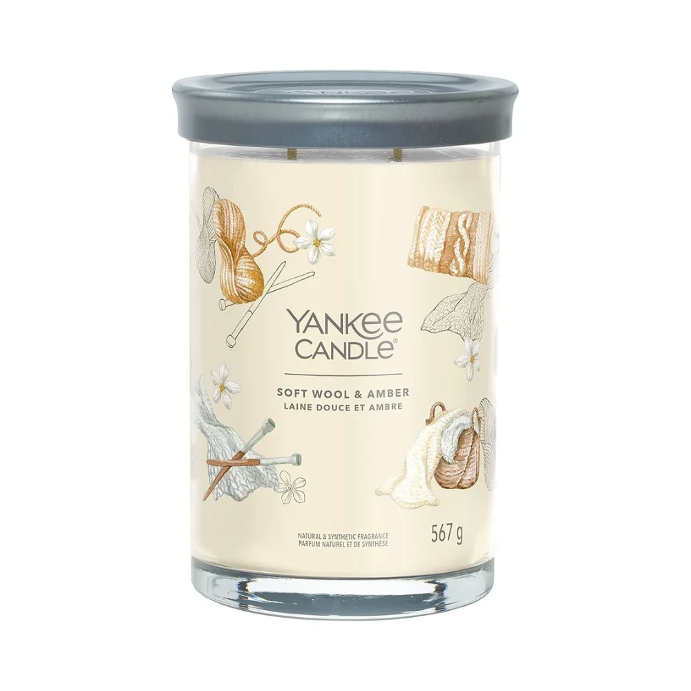 Yankee Candle Candela Tumbler Signature in morbida lana e ambra 567,0 g