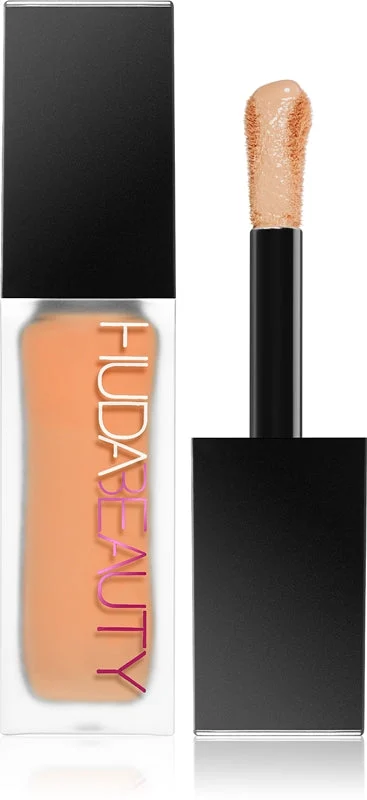 Huda Beauty Faux Filter correttore lunga tenuta colore Graham Cracker 9 ml