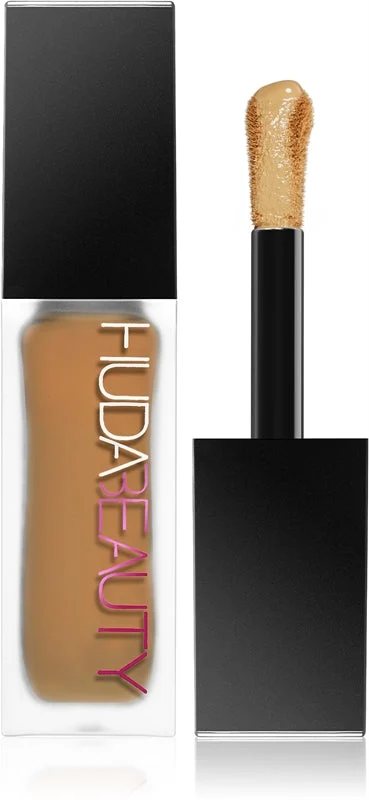 Huda Beauty Faux Filter correttore lunga tenuta colore Crumble 9 ml