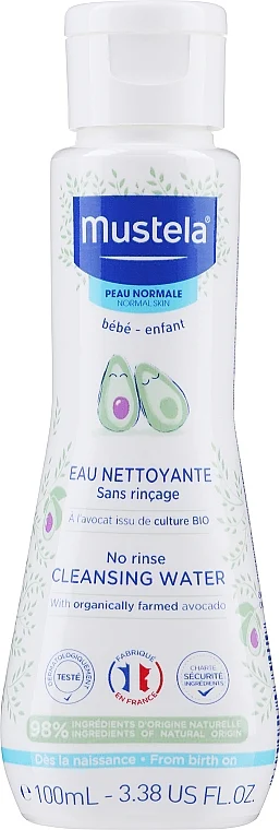 Acqua detergente per viso e corpo